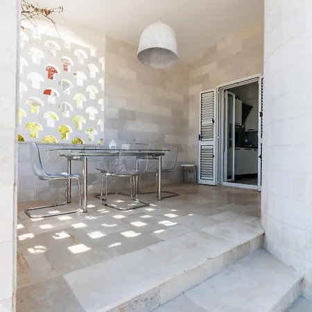 Вилла Bianca Marina Вилланова-ди-Остуни